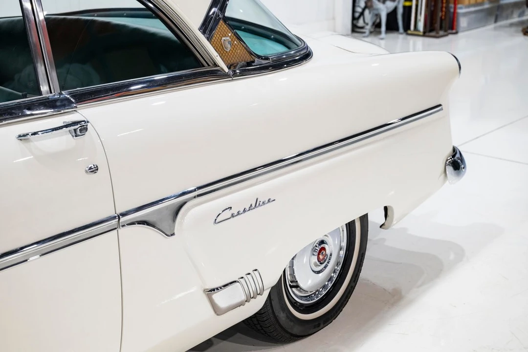 1954 Ford Crestline - Image 17 of 21
