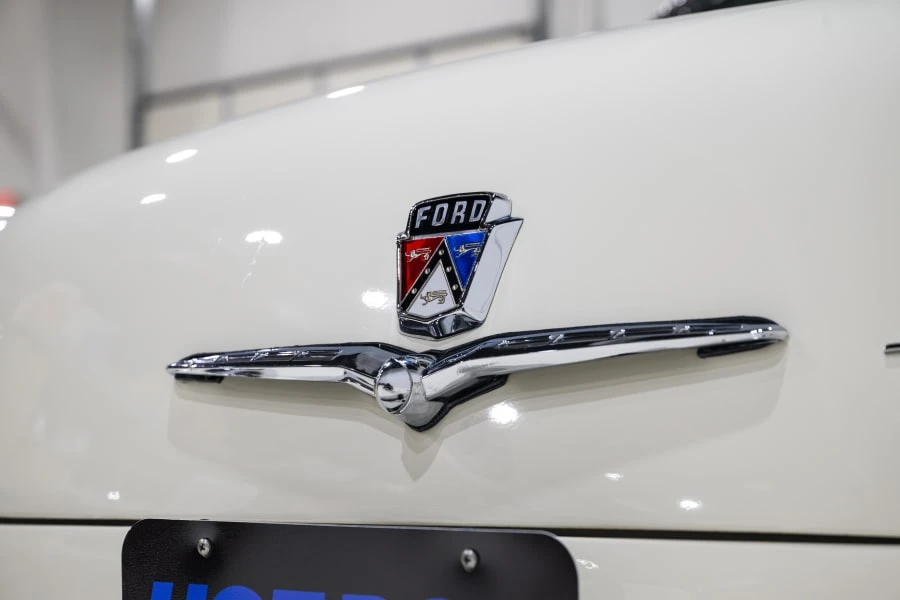 1954 Ford Crestline - Image 23 of 31
