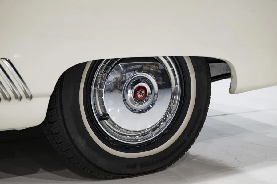 1954 Ford Crestline - Image 22 of 31