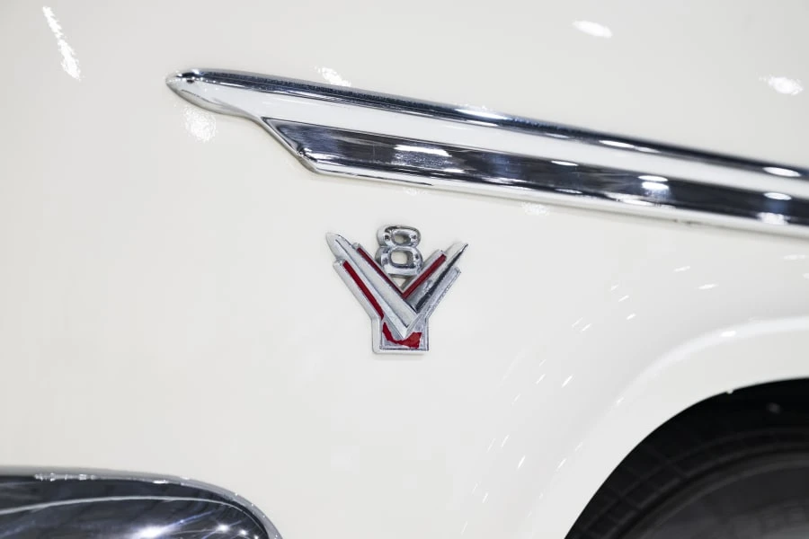 1954 Ford Crestline - Image 14 of 31