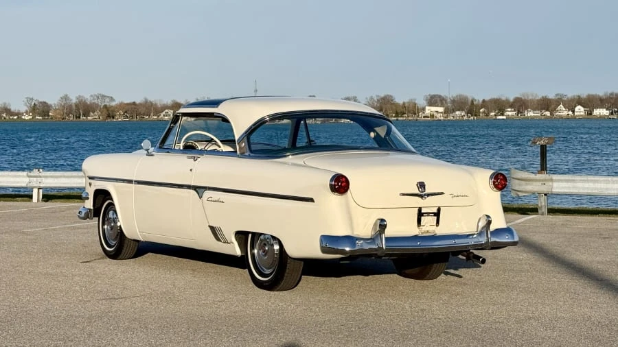 1954 Ford Crestline - Image 6 of 31