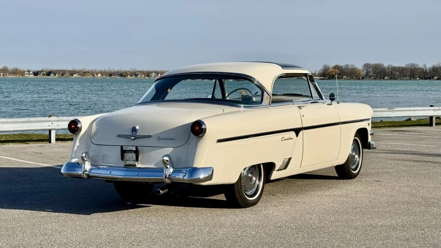1954 Ford Crestline - Image 3 of 31