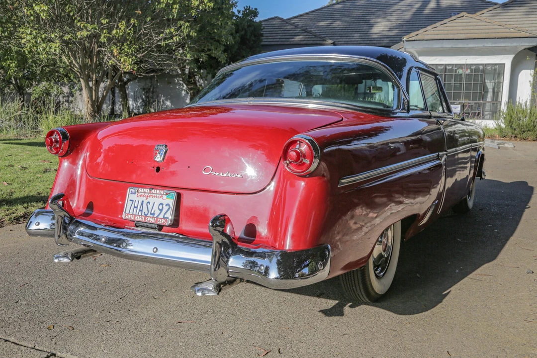 1954 Ford Crestline - Image 8 of 31