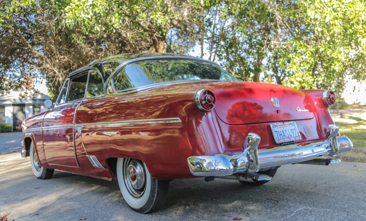 1954 Ford Crestline - Image 6 of 31