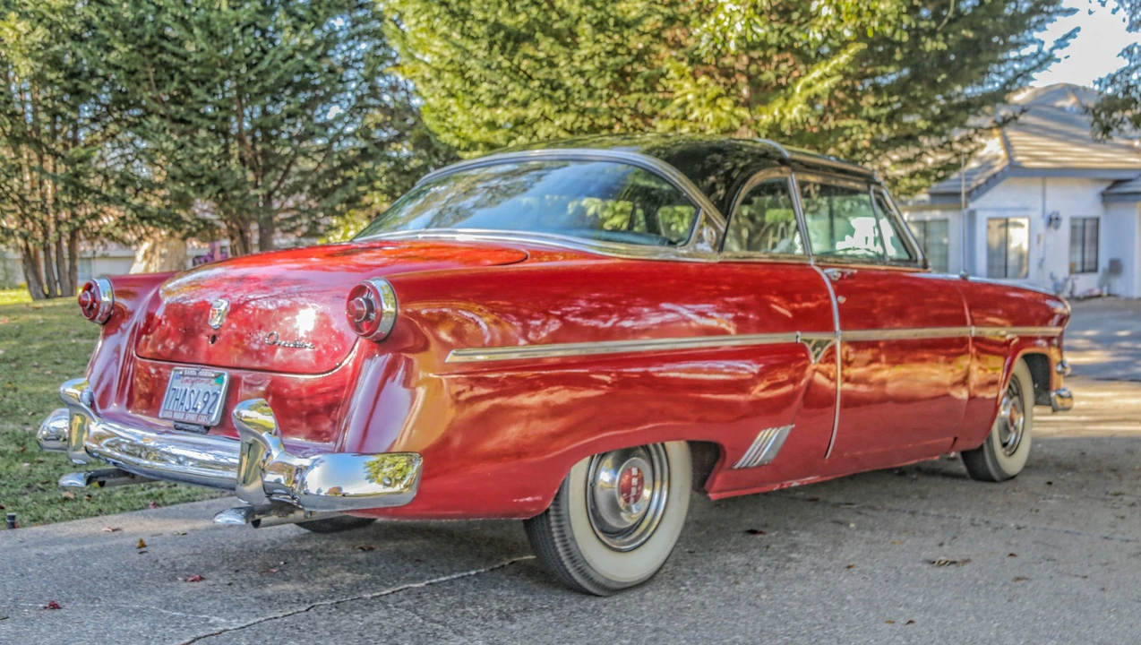 1954 Ford Crestline - Image 9 of 31