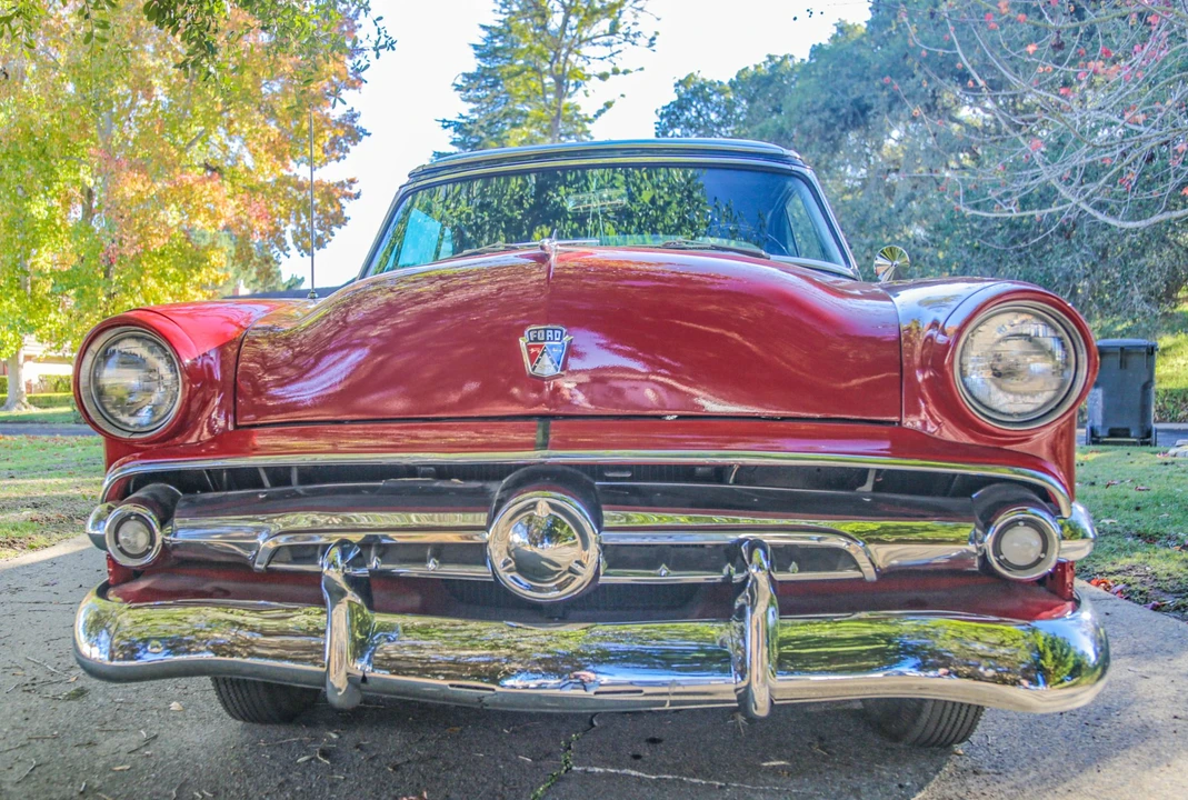 1954 Ford Crestline - Image 10 of 31