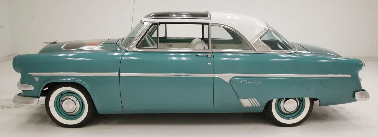 1954 Ford Crestline - Image 2 of 31