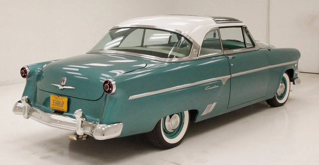 1954 Ford Crestline - Image 4 of 31