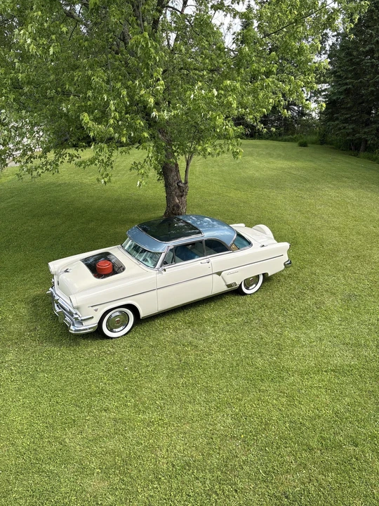 1954 Ford Crestline - Image 25 of 31