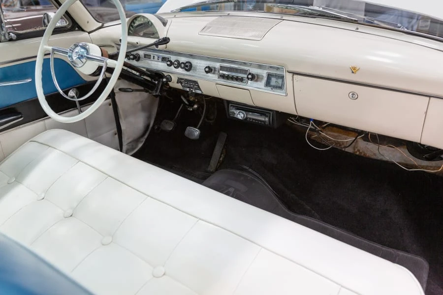 1954 Ford Crestline - Image 24 of 31