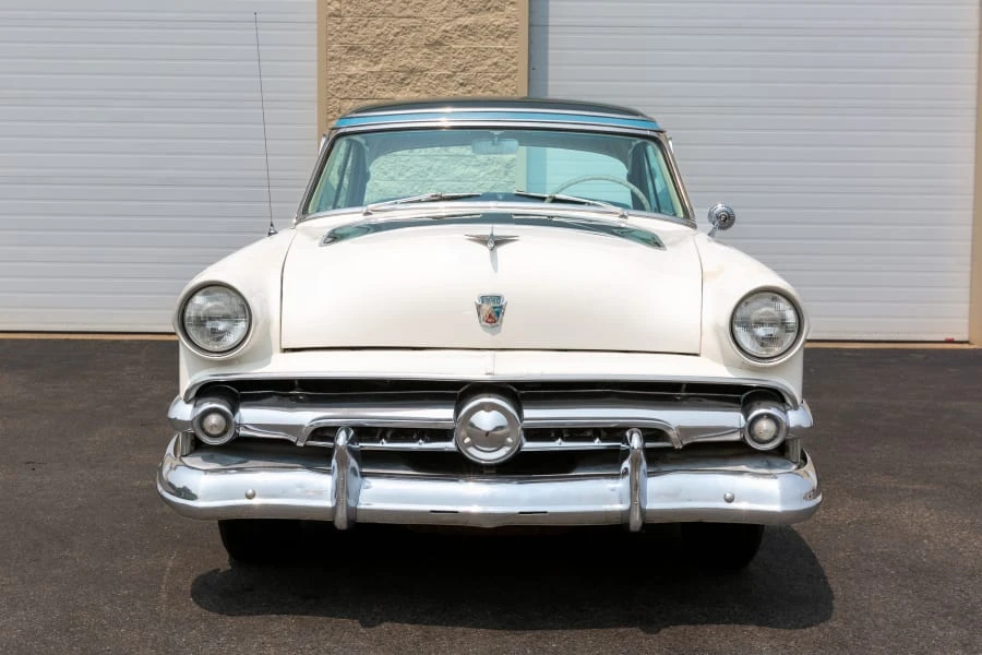 1954 Ford Crestline - Image 11 of 31