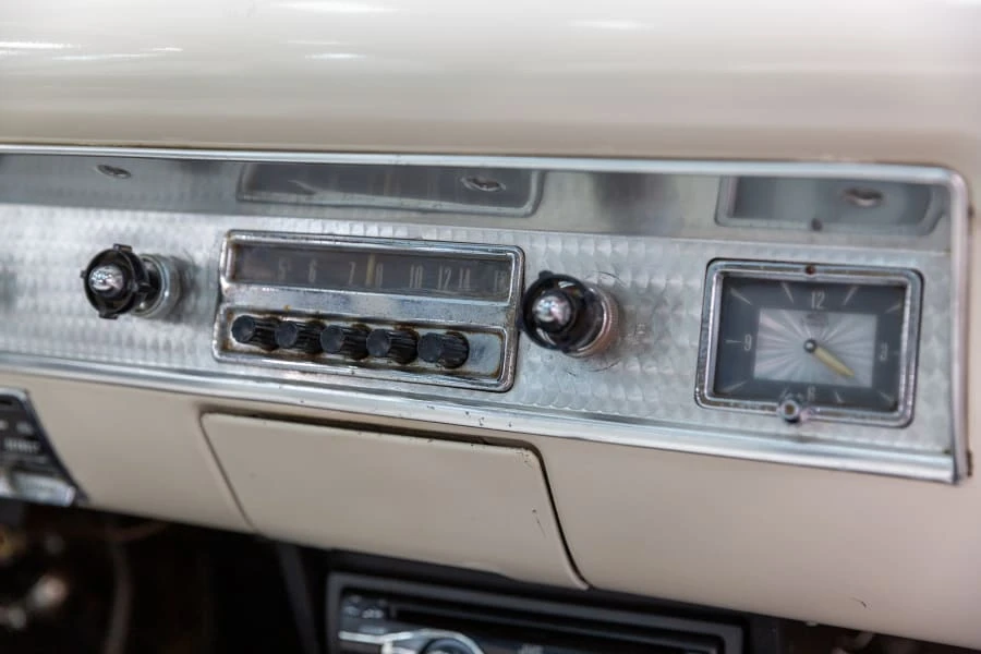 1954 Ford Crestline - Image 21 of 31