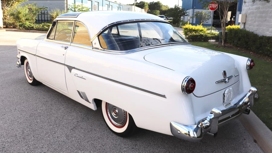 1954 Ford Crestline - Image 3 of 24