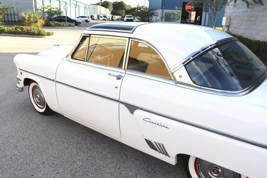 1954 Ford Crestline - Image 20 of 24