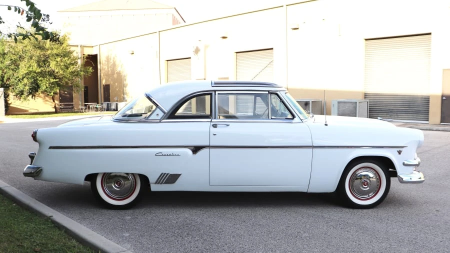 1954 Ford Crestline - Image 23 of 24