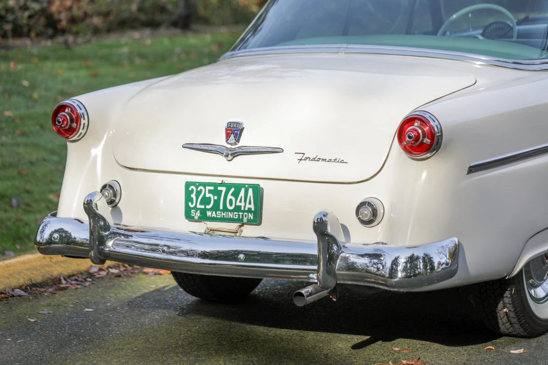 1954 Ford Crestline - Image 25 of 31