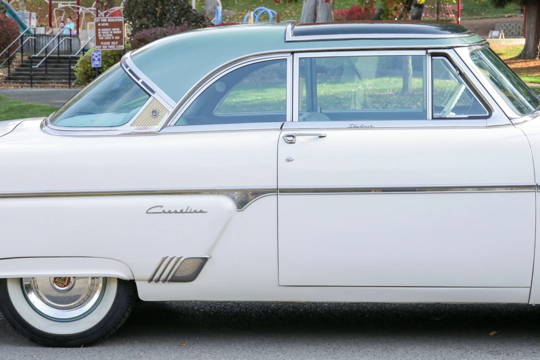 1954 Ford Crestline - Image 13 of 31