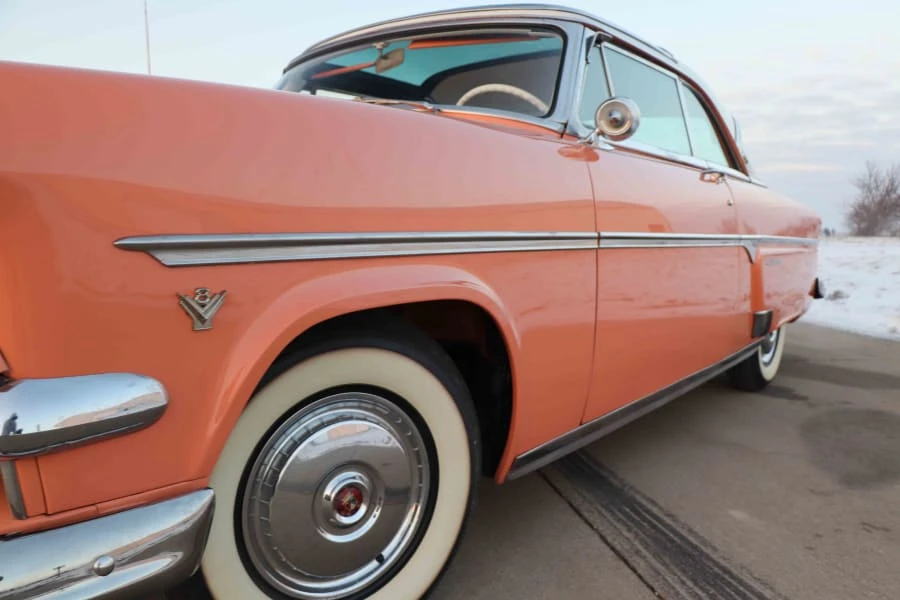 1954 Ford Crestline - Image 10 of 30