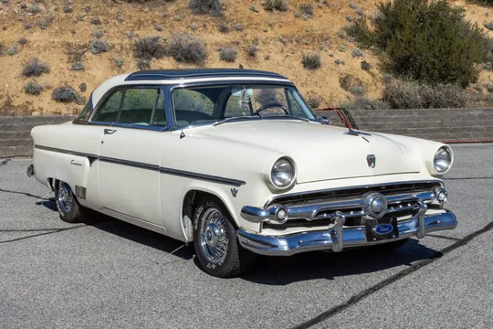 1954 Ford Crestline Skyliner