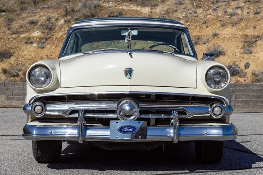 1954 Ford Crestline - Image 2 of 31