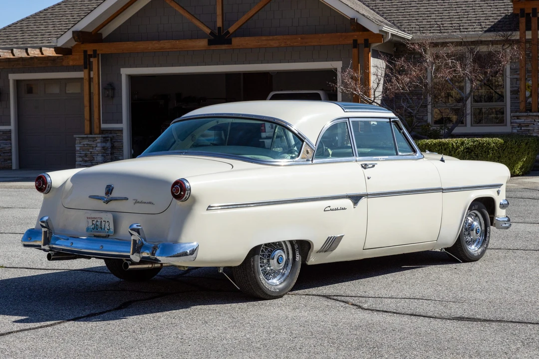1954 Ford Crestline - Image 4 of 31