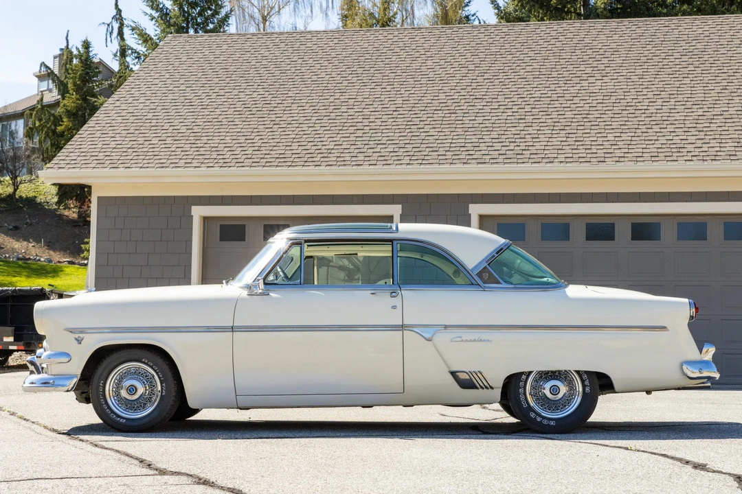 1954 Ford Crestline - Image 7 of 31