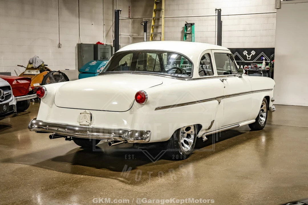 1954 Ford Crestline - Image 9 of 31