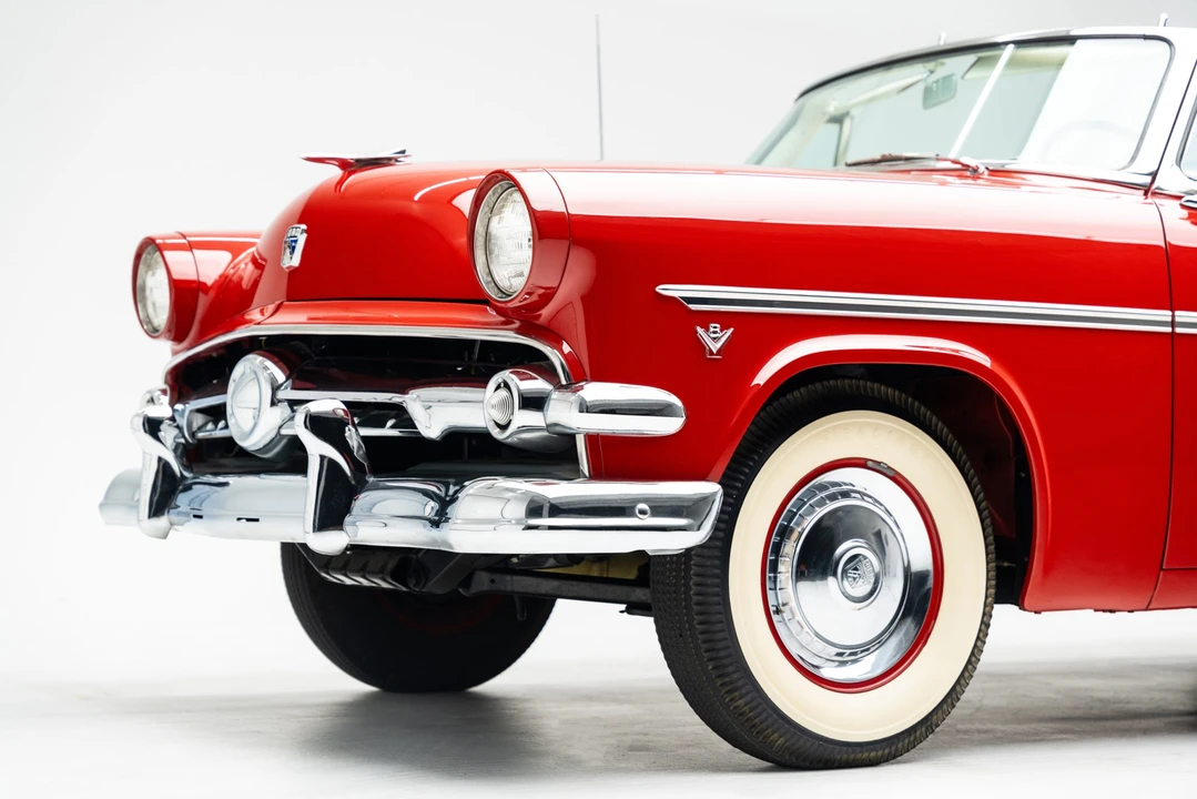 1954 Ford Crestline - Image 18 of 31