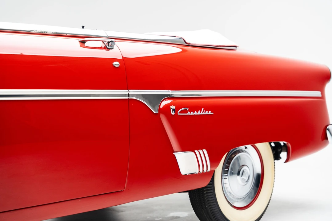 1954 Ford Crestline - Image 26 of 31