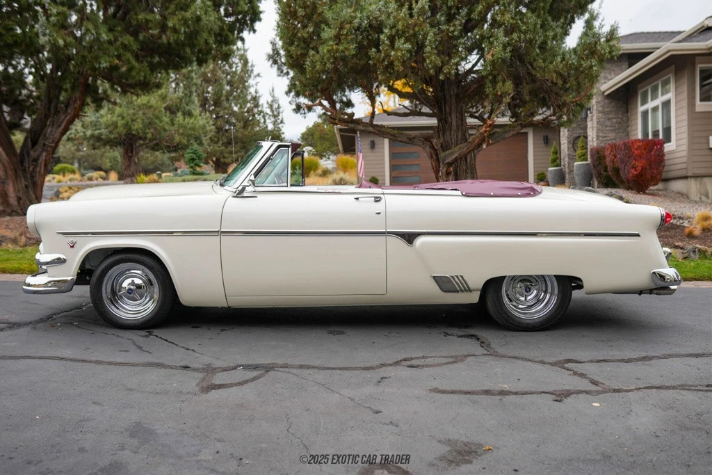 1954 Ford Crestline - Image 3 of 12