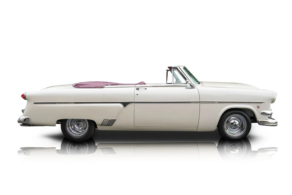 1954 Ford Crestline - Image 2 of 12