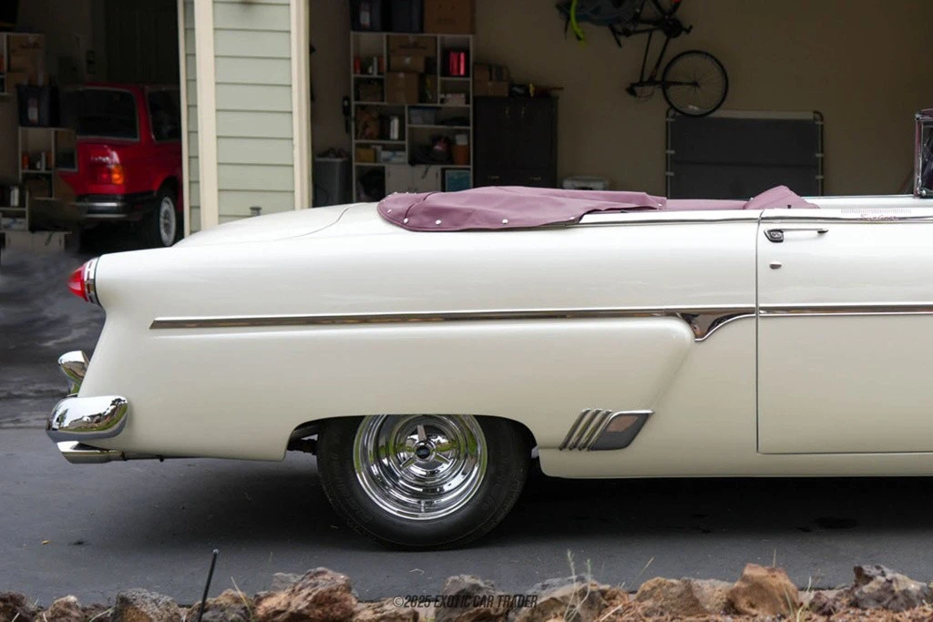1954 Ford Crestline - Image 10 of 12