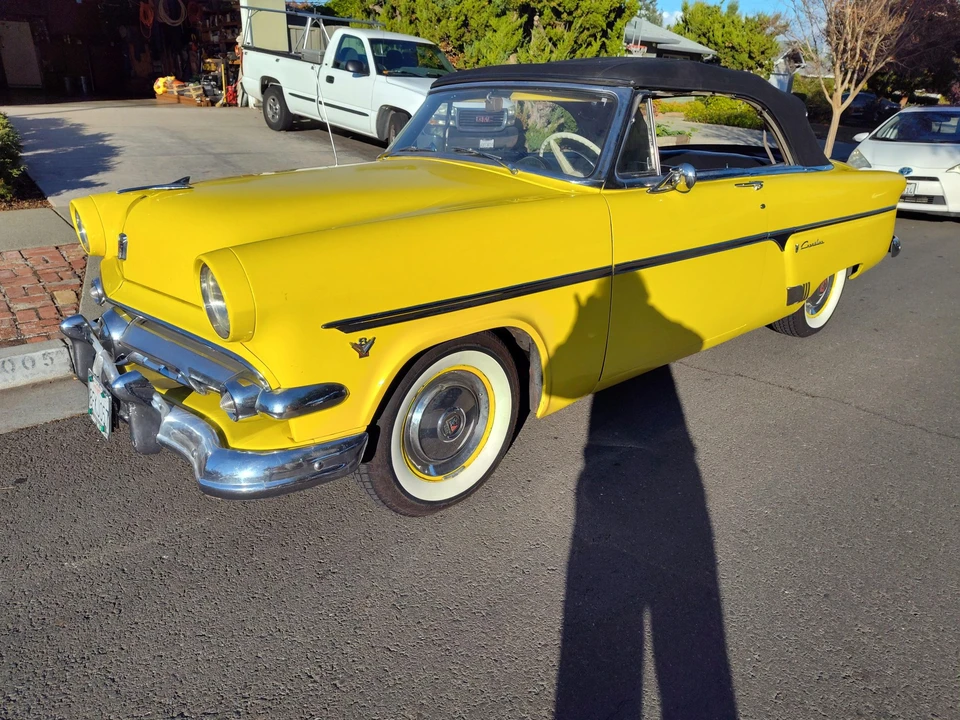 1954 Ford Crestline - Image 3 of 31