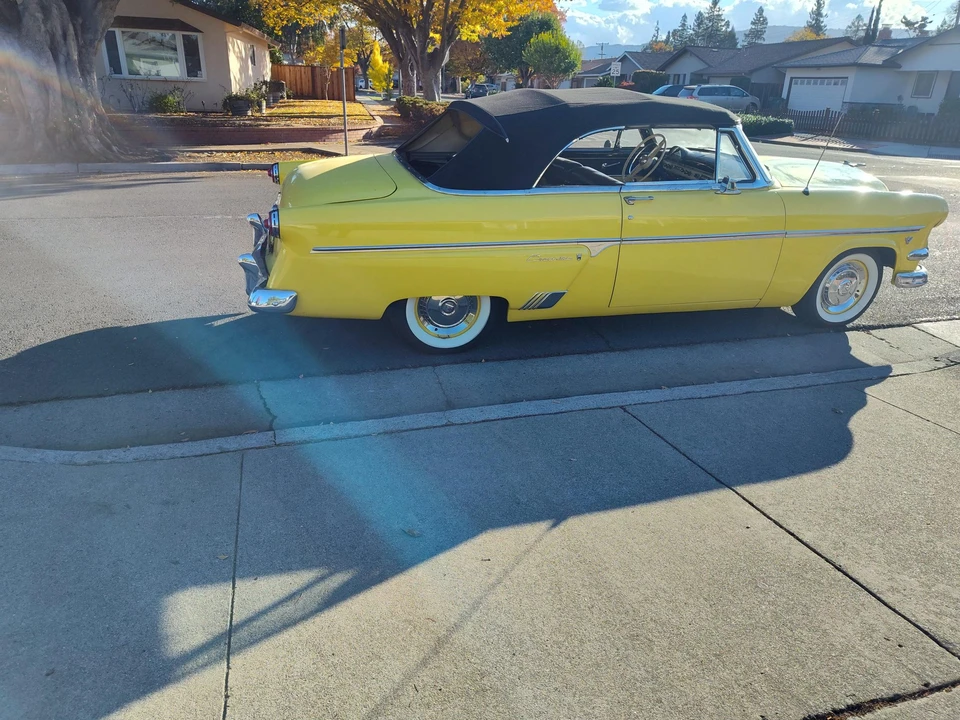 1954 Ford Crestline - Image 11 of 31