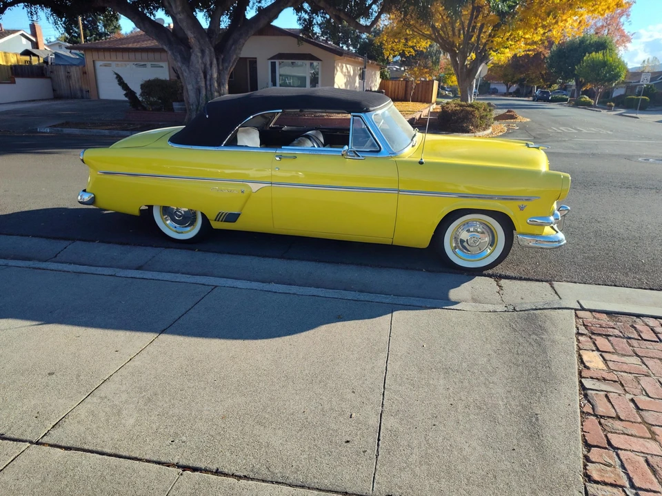 1954 Ford Crestline - Image 12 of 31