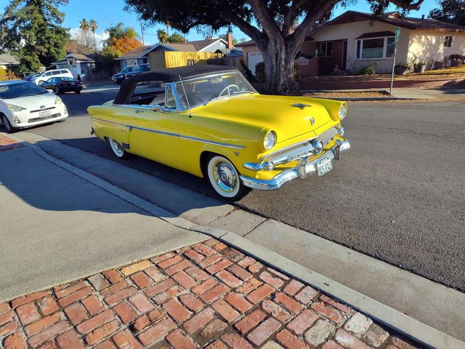 1954 Ford Crestline - Image 13 of 31