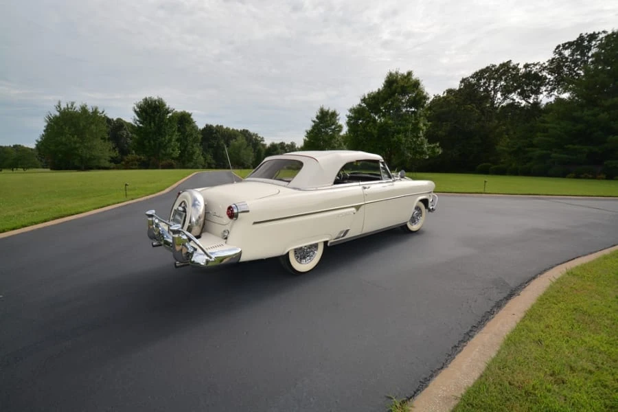 1954 Ford Crestline - Image 3 of 19