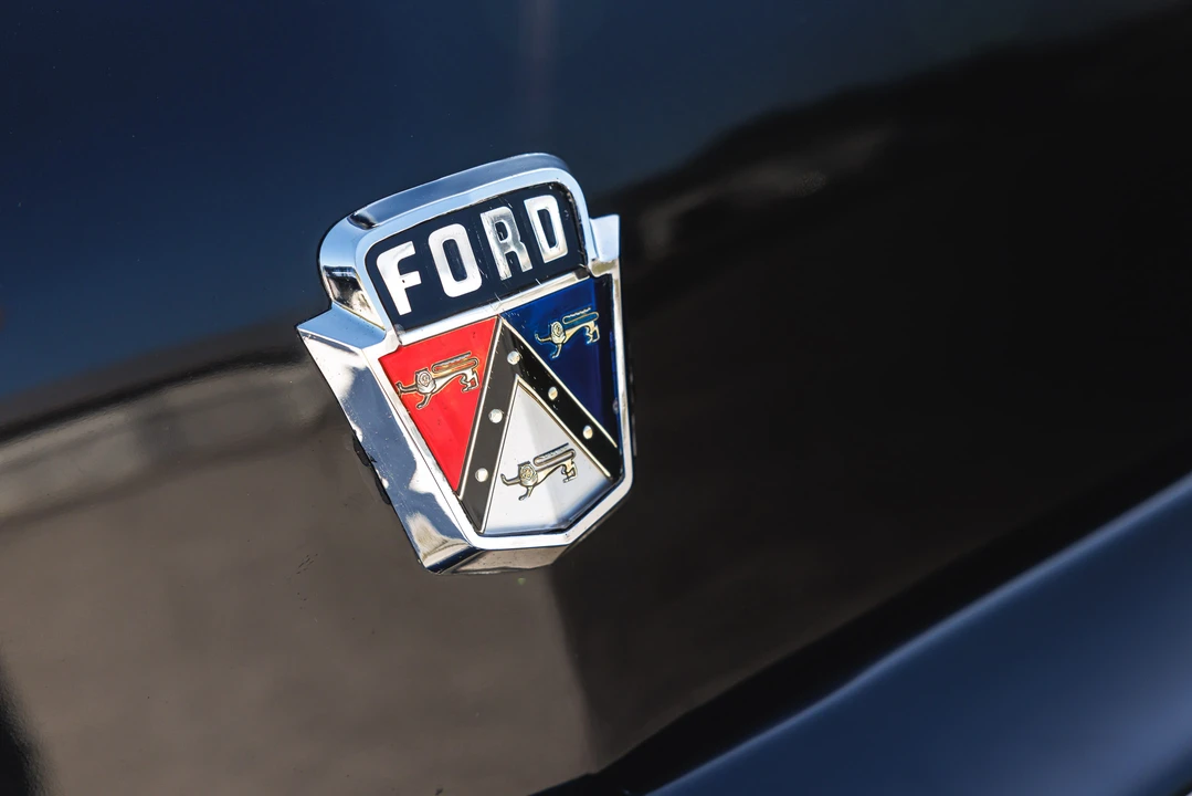 1954 Ford Crestline - Image 25 of 31