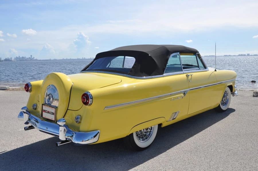 1954 Ford Crestline - Image 2 of 8
