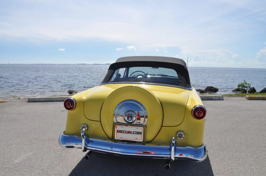 1954 Ford Crestline - Image 6 of 8