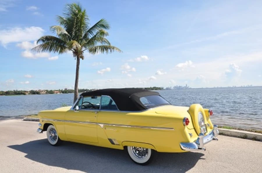1954 Ford Crestline - Image 2 of 8