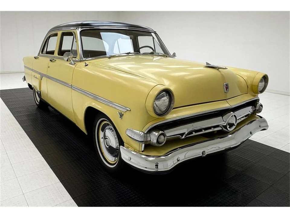 1954 Ford Crestline - Image 7 of 31