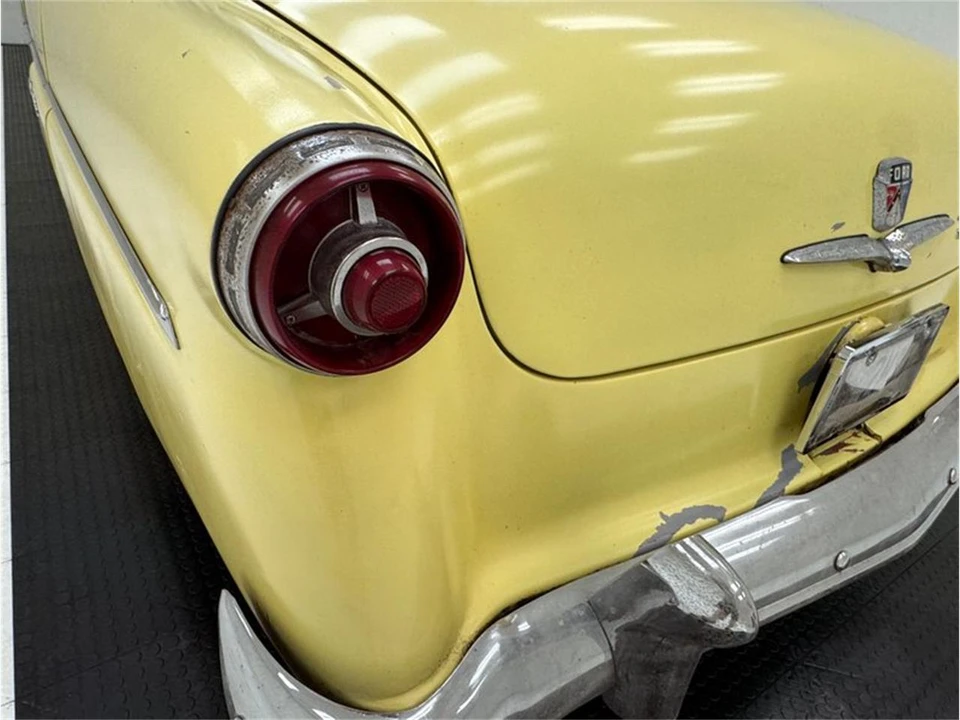 1954 Ford Crestline - Image 22 of 31