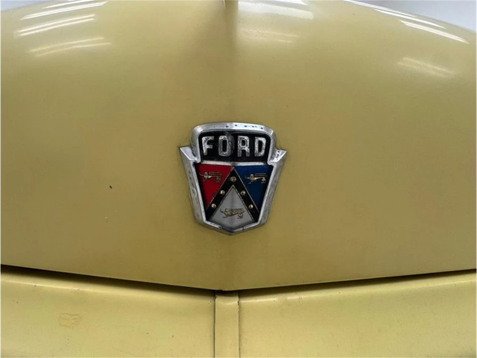 1954 Ford Crestline - Image 10 of 31