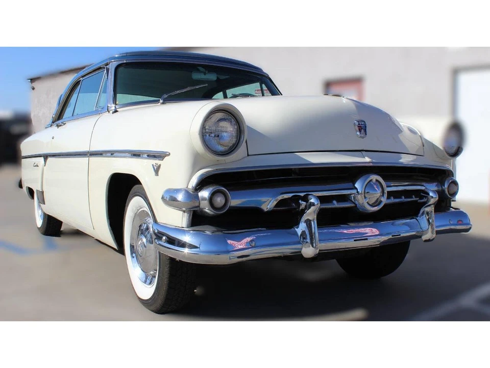 1954 Ford Crestline - Image 15 of 31