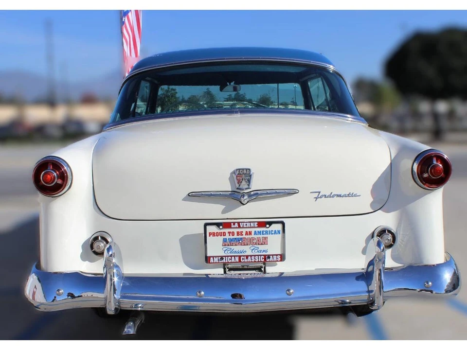 1954 Ford Crestline - Image 8 of 31