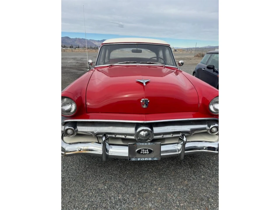1954 Ford Crestline - Image 6 of 10