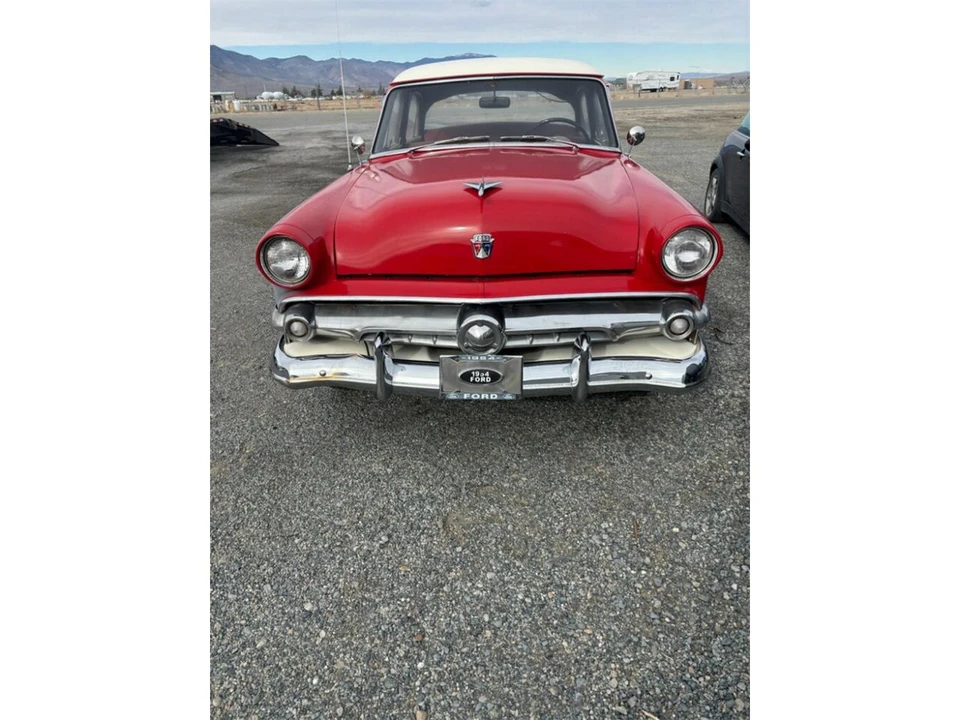 1954 Ford Crestline - Image 5 of 10