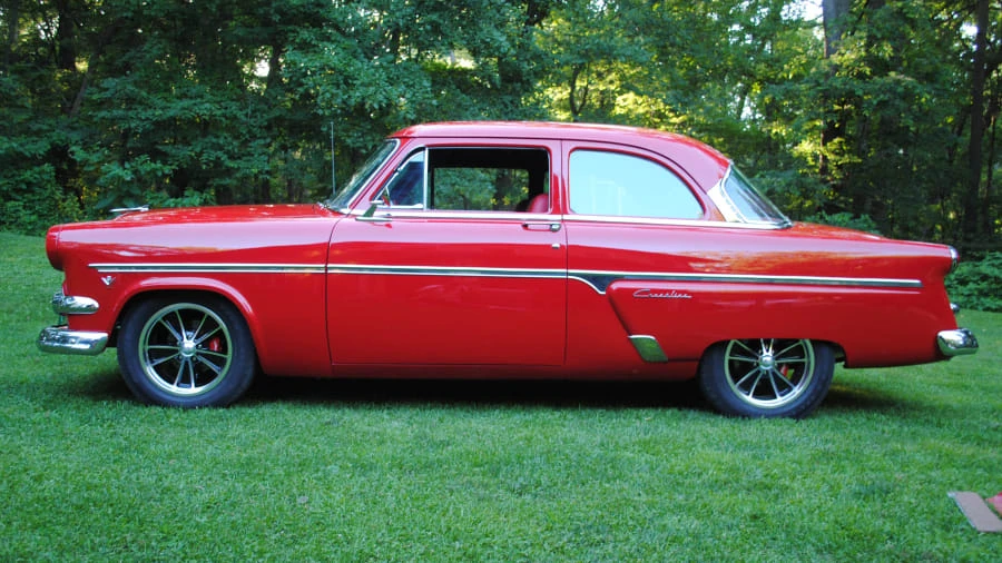 1954 Ford Crestline - Image 2 of 9