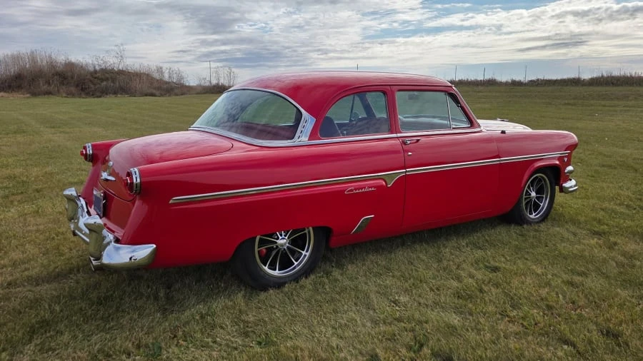 1954 Ford Crestline - Image 3 of 12
